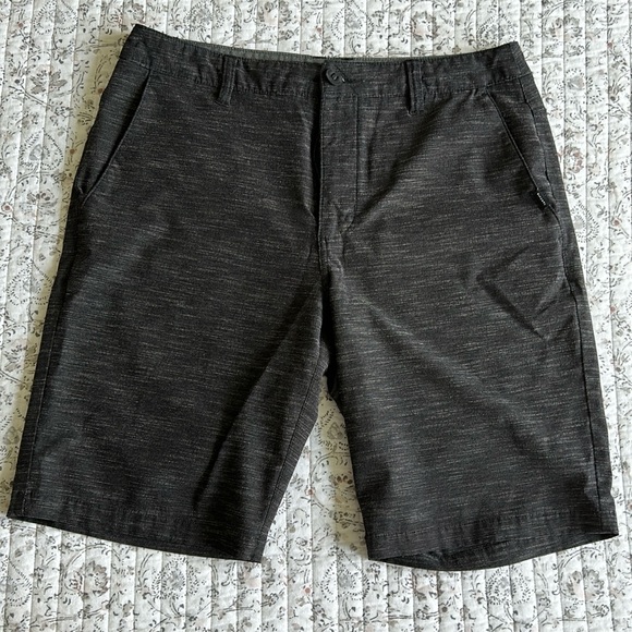Ripcurl Men’s Hybrid Short (Water/Land 32) - Barely Used - Picture 1 of 3